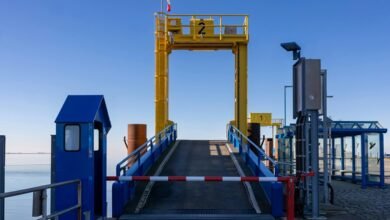 sonic service dock access