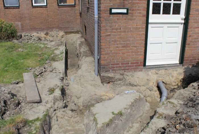 Foundation Repair Decisions for Sinking Cracks and Major Structural Work
